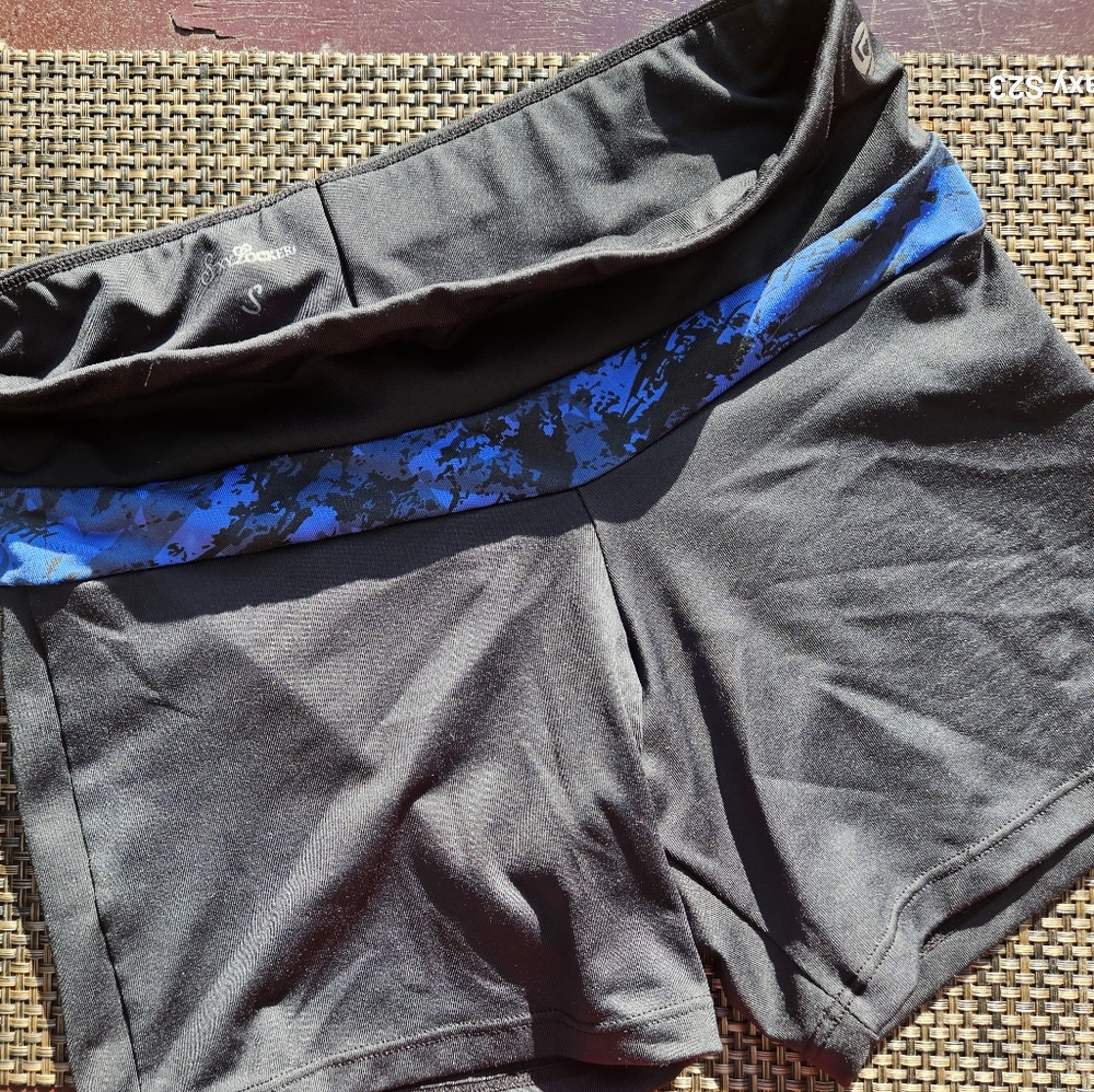 SexyLocker Yoga shorts